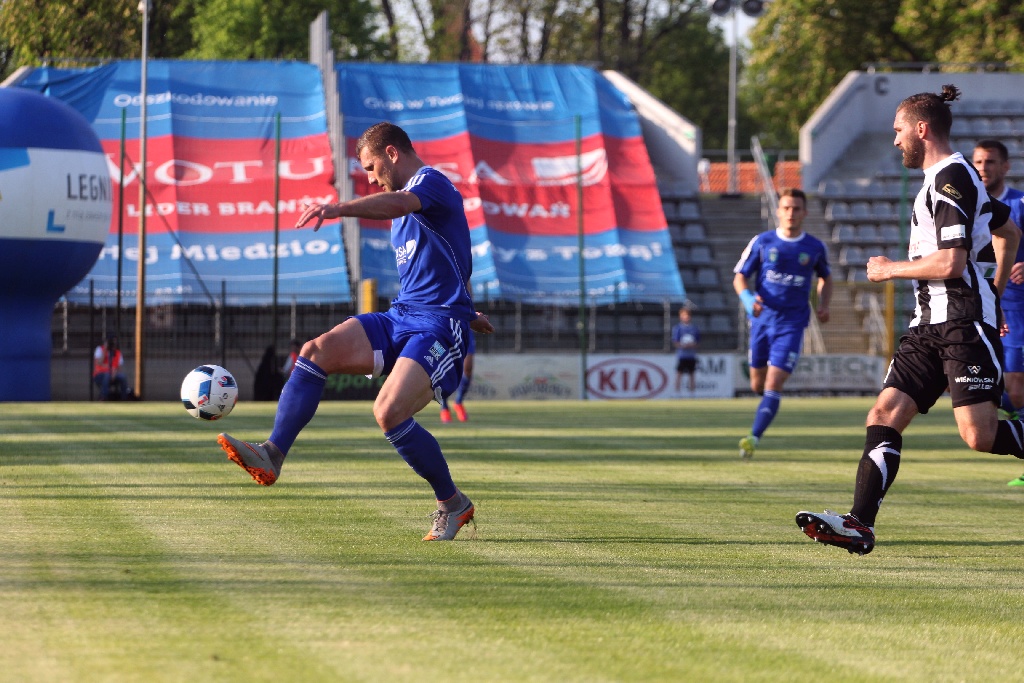 Nareszcie! Piłkarze Miedzi wygrali na Stadionie Orła Białego