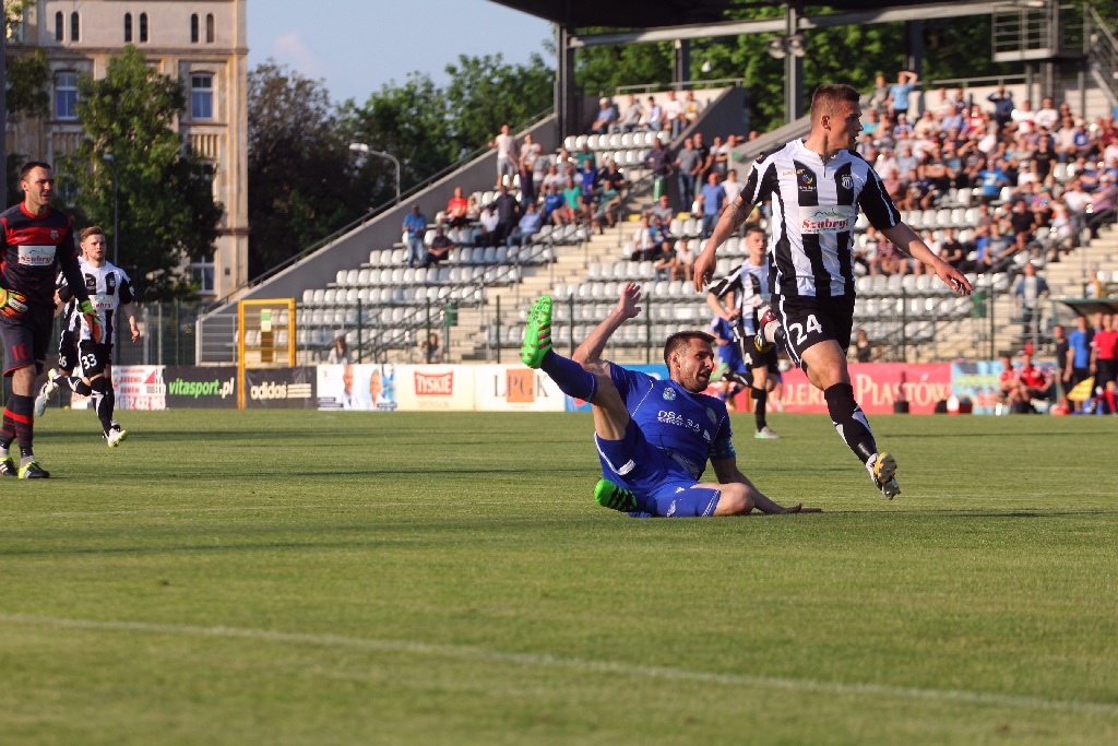 Nareszcie! Piłkarze Miedzi wygrali na Stadionie Orła Białego