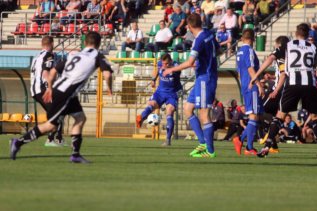 Nareszcie! Piłkarze Miedzi wygrali na Stadionie Orła Białego