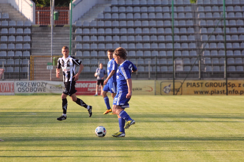 Nareszcie! Piłkarze Miedzi wygrali na Stadionie Orła Białego