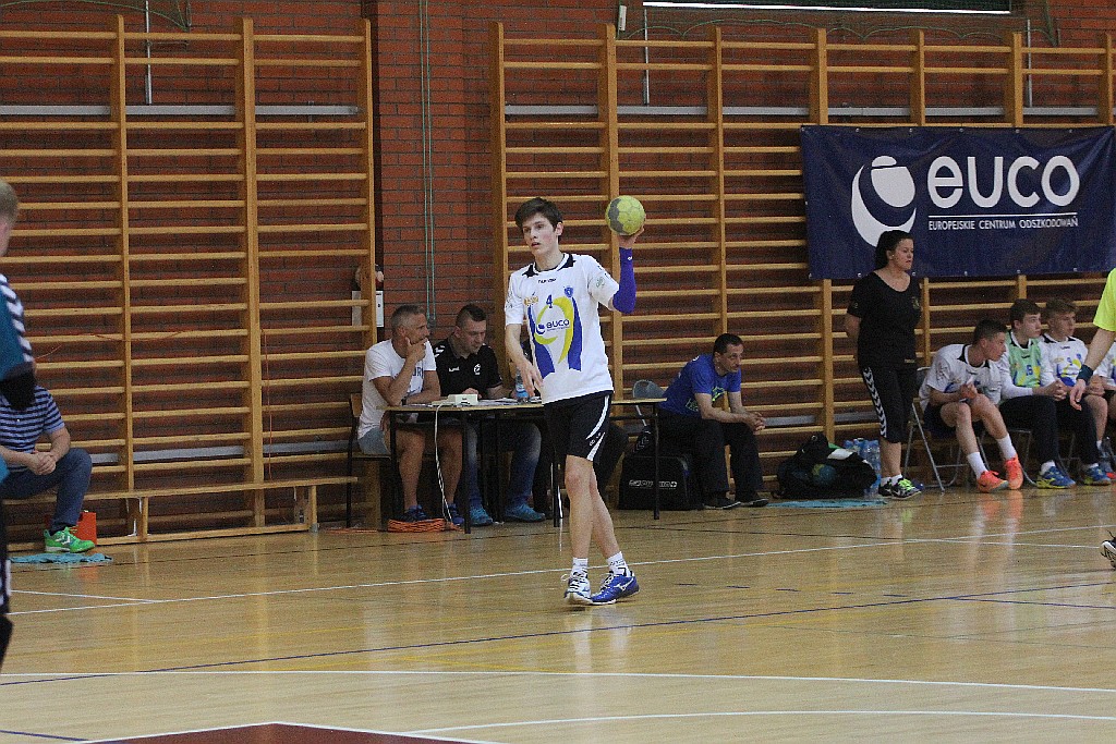 Dobry start młodzików Dziewiątki Legnica w turnieju 1/4 MP