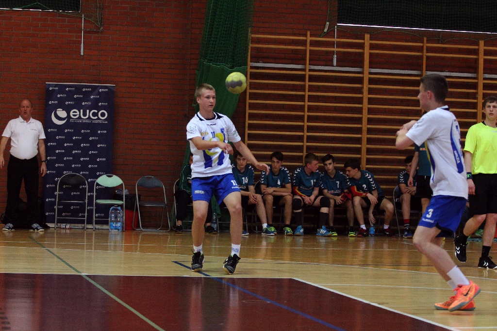 Dobry start młodzików Dziewiątki Legnica w turnieju 1/4 MP