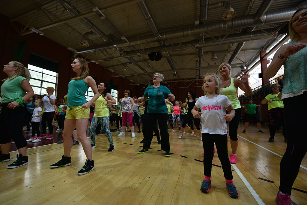 Kilkaset osób zatańczyło zumbę w maratonie charytatywnym