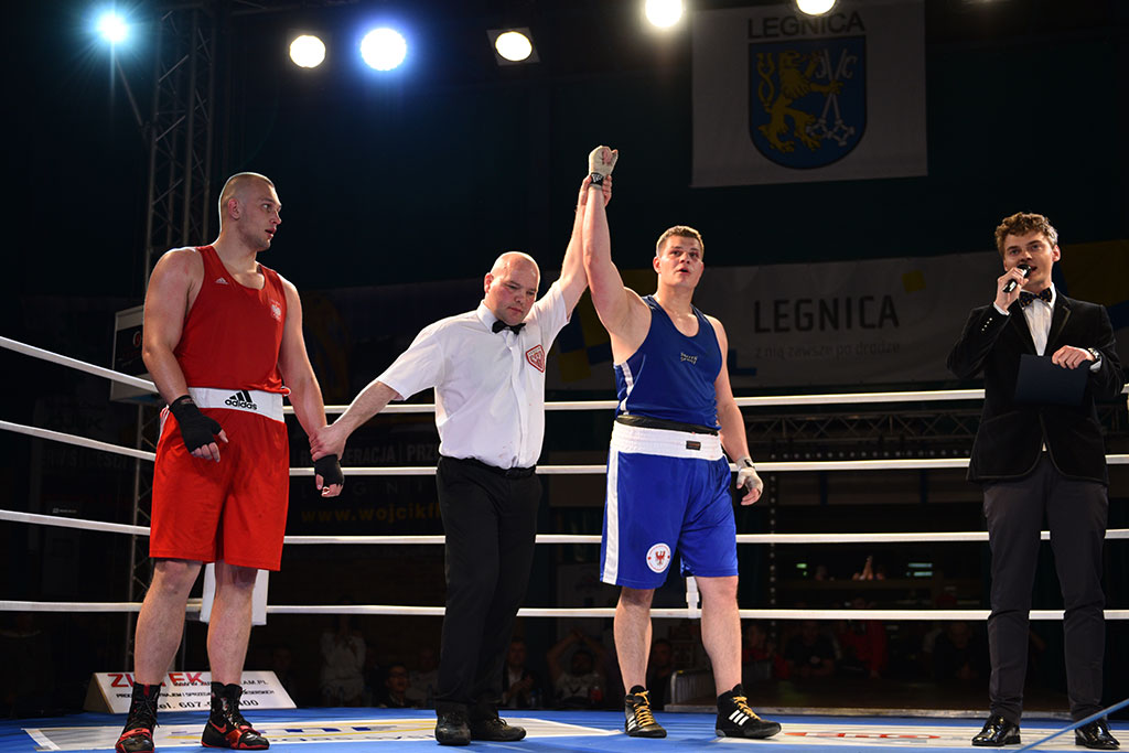 Kamil Mroczkowski nie dał w ringu rady Erikowi Brechlinowi