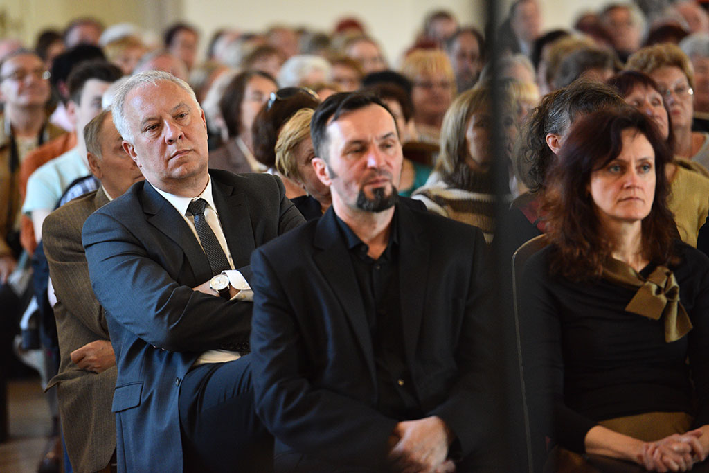 Kilkaset osób wysłuchało koncertu zwiastującego Cantat