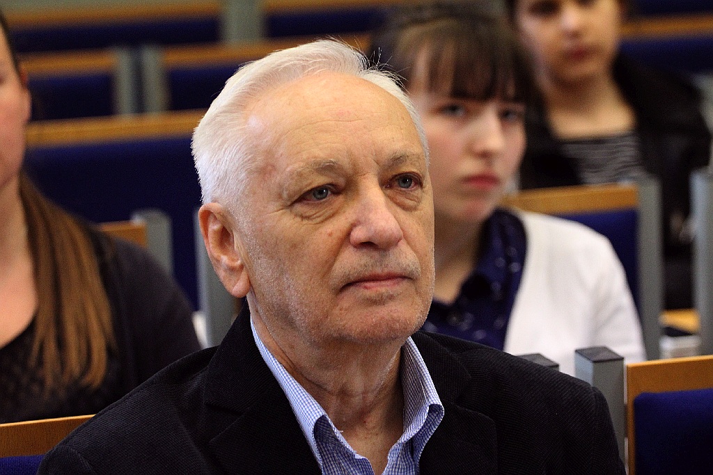 Europoseł Kazimierz Michał Ujazdowski na legnickiej PWSZ