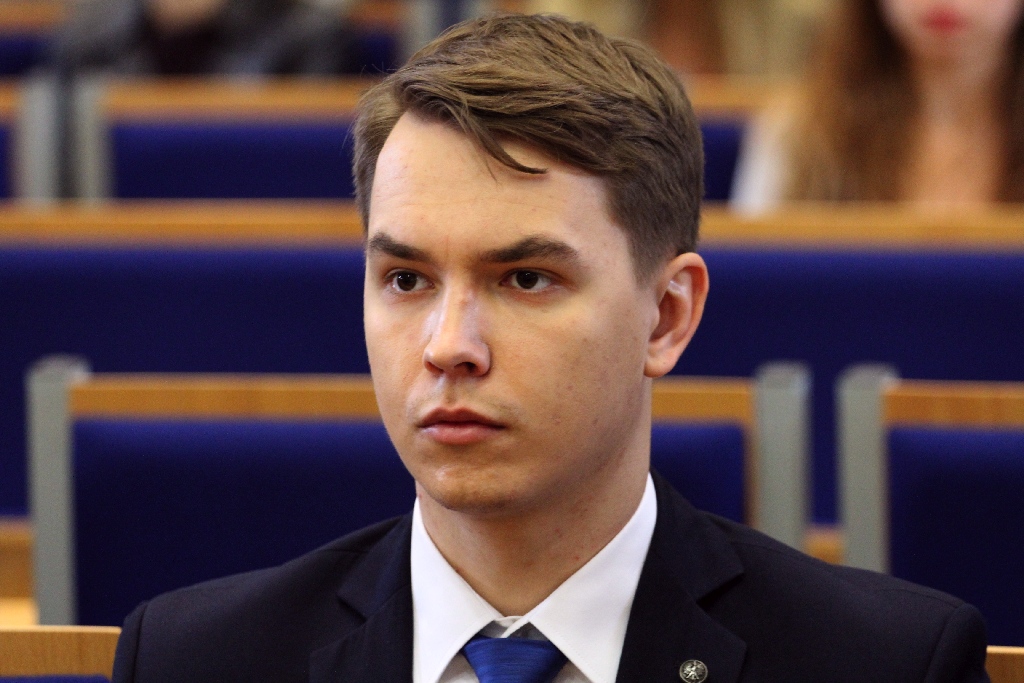 Europoseł Kazimierz Michał Ujazdowski na legnickiej PWSZ