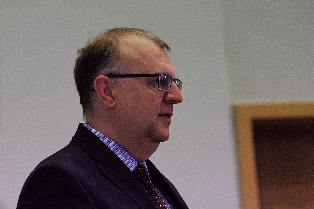 Europoseł Kazimierz Michał Ujazdowski na legnickiej PWSZ