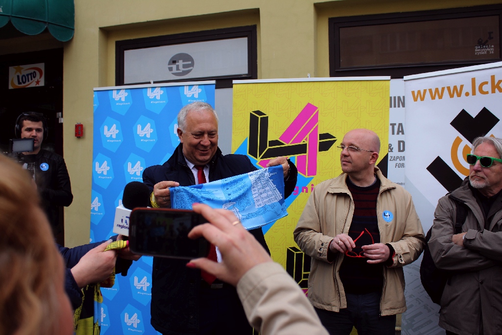 Prezentacja loga firmującego wspólne działania kulturalne miasta