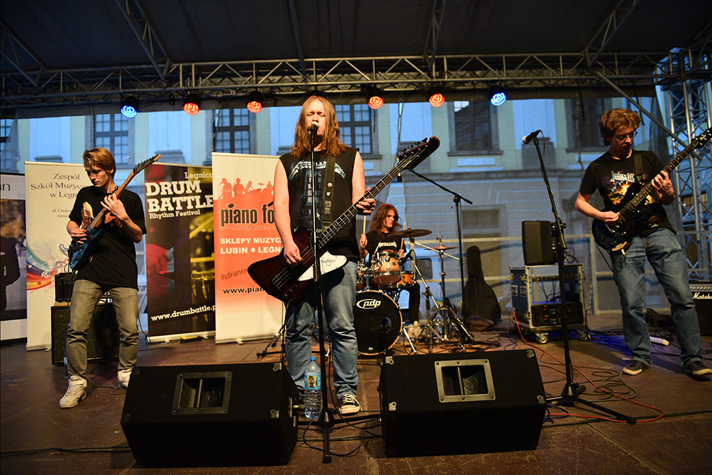 Thrash metalowa „Fobia” zagrała na dziedzińcu Akademii
