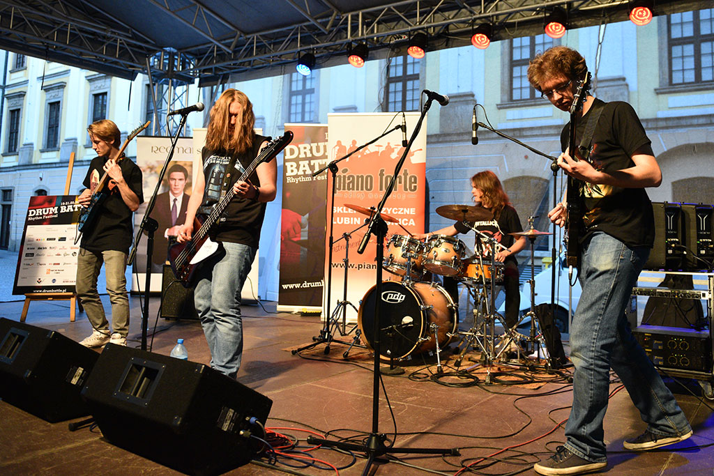 Thrash metalowa „Fobia” zagrała na dziedzińcu Akademii
