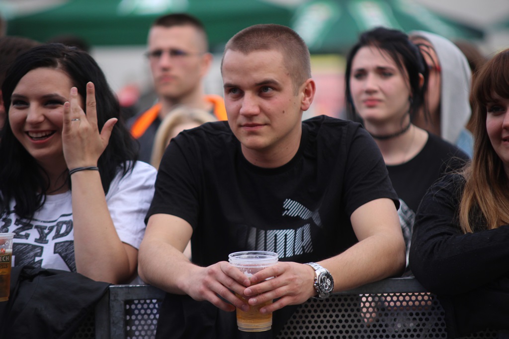 Juwenalia 2016. Studenci bawili się na dziedzińcu PWSZ