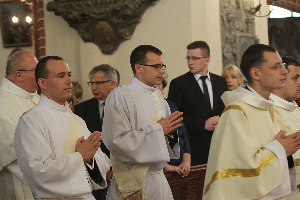 Absolwenci legnickiego seminarium duchownego zostali kapłanami