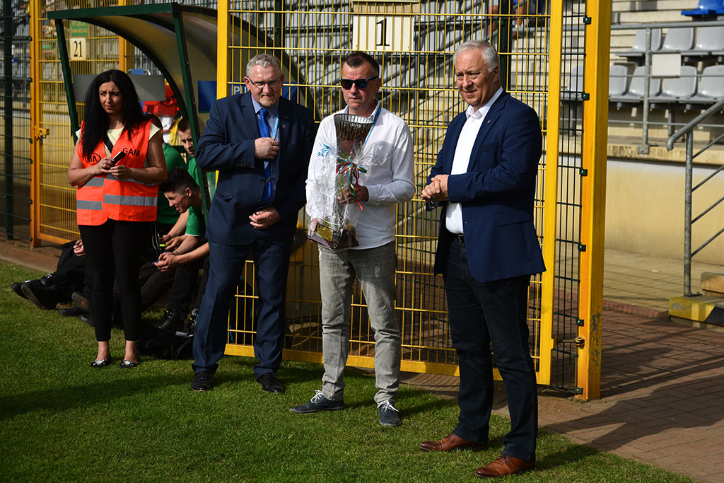 Piłkarze Miedzi Legnica nadal w gazie. Rozbili Rozwój 4:0