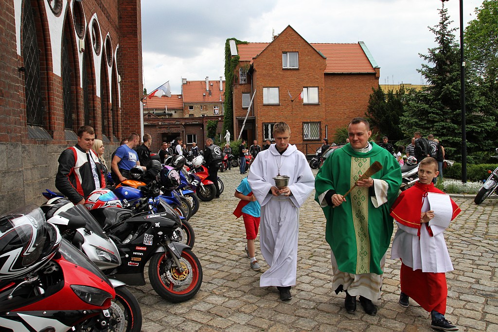 Poświęcili swoje motocykle przed rozpoczęciem sezonu