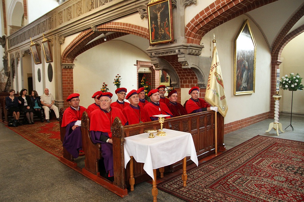 Absolwenci legnickiego seminarium duchownego zostali kapłanami