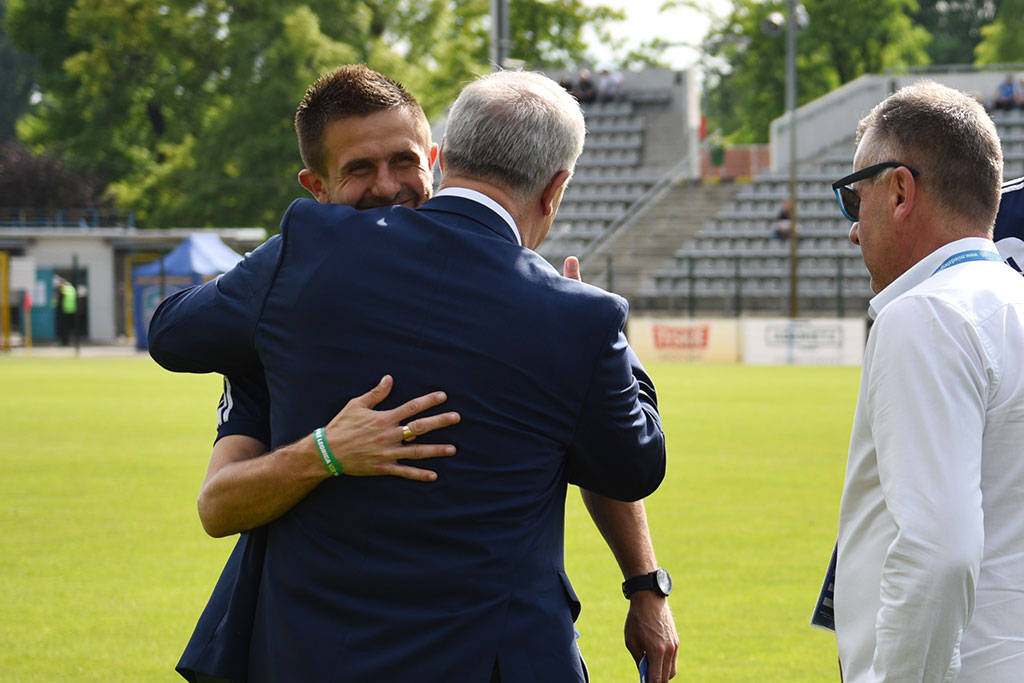 Piłkarze Miedzi Legnica nadal w gazie. Rozbili Rozwój 4:0