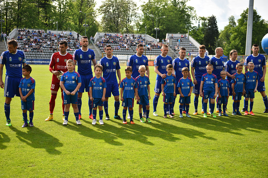 Piłkarze Miedzi Legnica nadal w gazie. Rozbili Rozwój 4:0