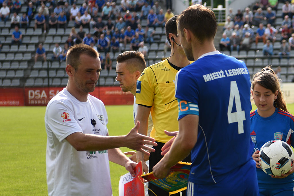 Piłkarze Miedzi Legnica nadal w gazie. Rozbili Rozwój 4:0