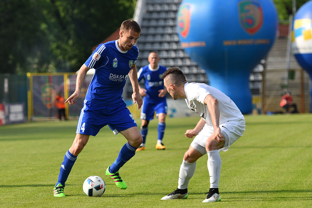 Piłkarze Miedzi Legnica nadal w gazie. Rozbili Rozwój 4:0
