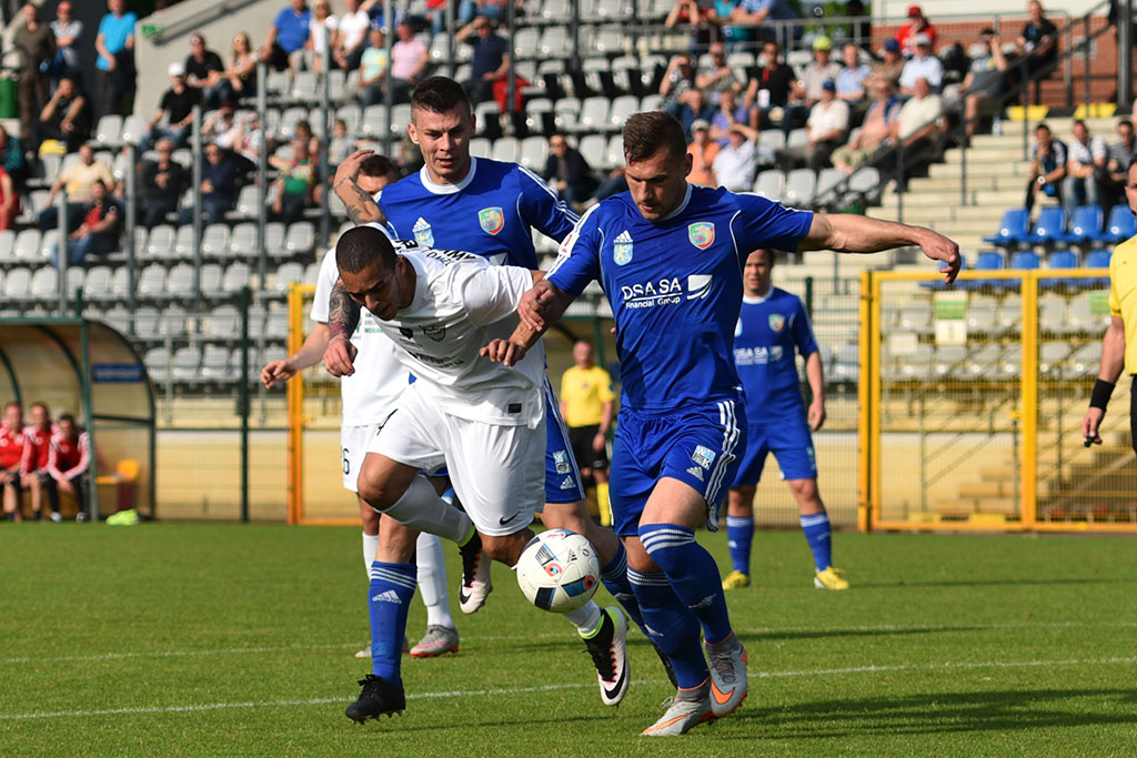Piłkarze Miedzi Legnica nadal w gazie. Rozbili Rozwój 4:0