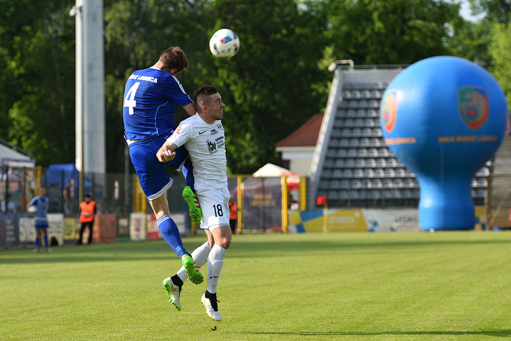 Piłkarze Miedzi Legnica nadal w gazie. Rozbili Rozwój 4:0