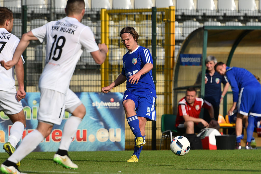 Piłkarze Miedzi Legnica nadal w gazie. Rozbili Rozwój 4:0