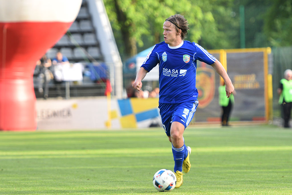 Piłkarze Miedzi Legnica nadal w gazie. Rozbili Rozwój 4:0