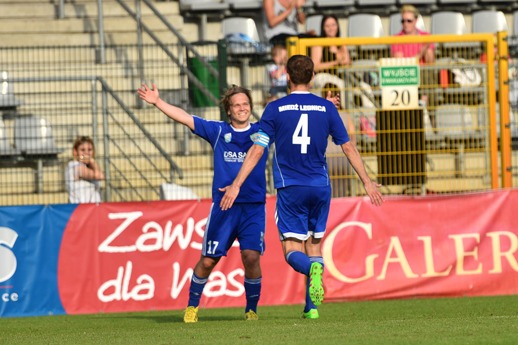 Piłkarze Miedzi Legnica nadal w gazie. Rozbili Rozwój 4:0