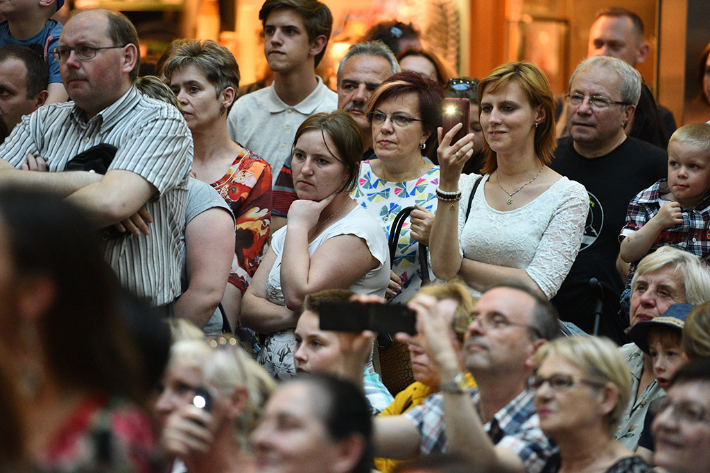 Stachursky zaśpiewał dla Mam w przeddzień ich święta