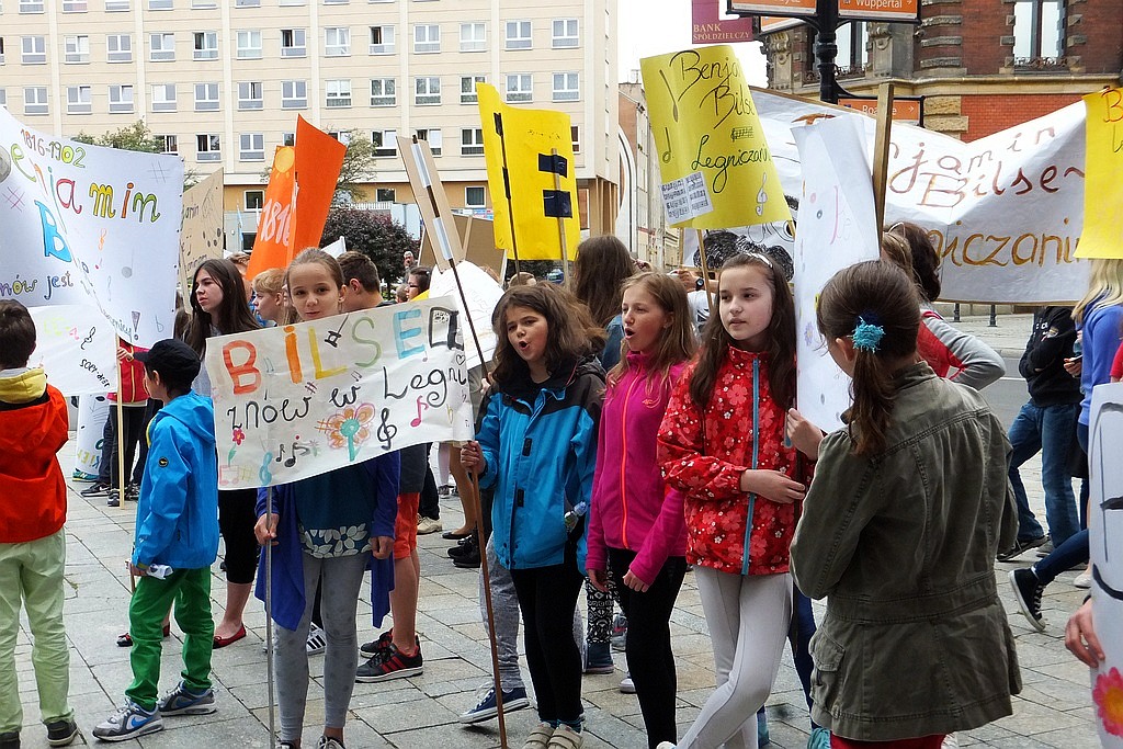Uczniowski happening uliczny poświęcony Benjaminowi Bilsemu