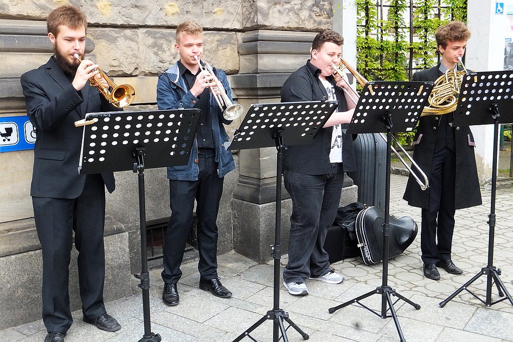 Uczniowski happening uliczny poświęcony Benjaminowi Bilsemu