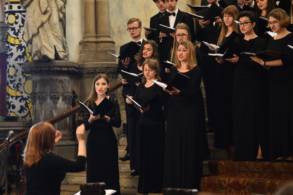 Chór Kameralny Akademii Muzycznej zaśpiewał w kościele Mariackim