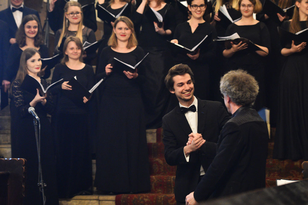 Chór Kameralny Akademii Muzycznej zaśpiewał w kościele Mariackim