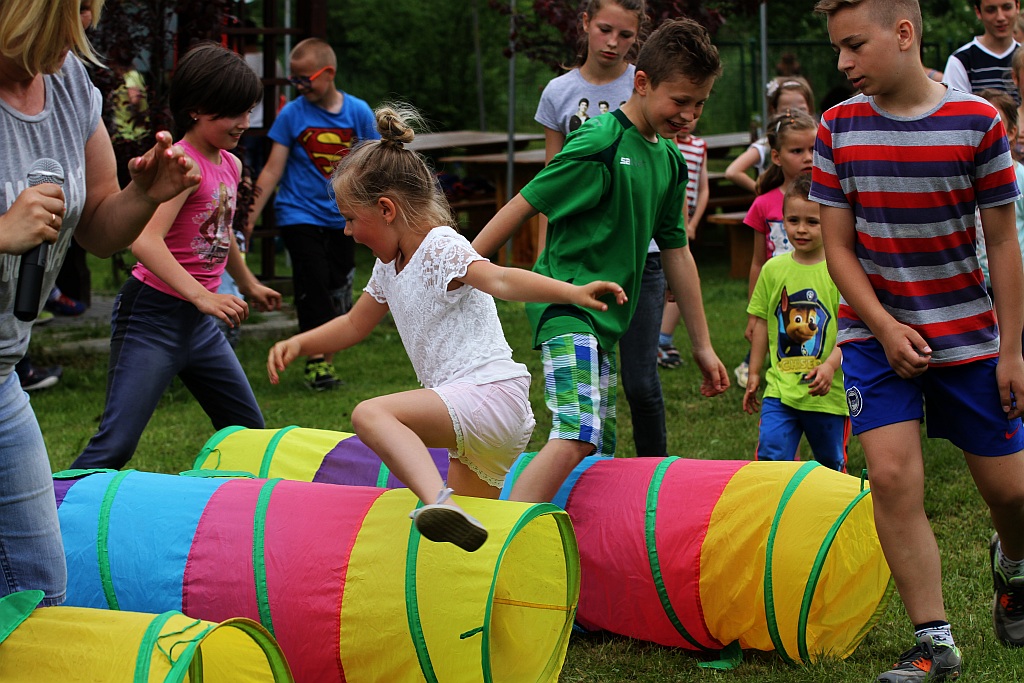 Moc atrakcji czekało na dzieci na majówce w Szczedrzykowicach