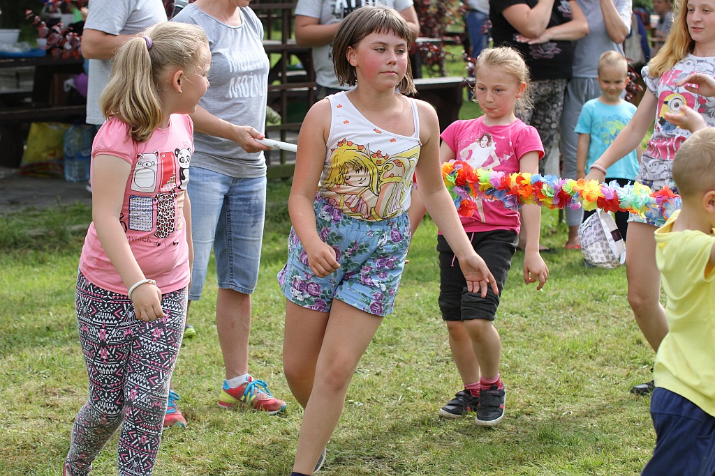 Moc atrakcji czekało na dzieci na majówce w Szczedrzykowicach
