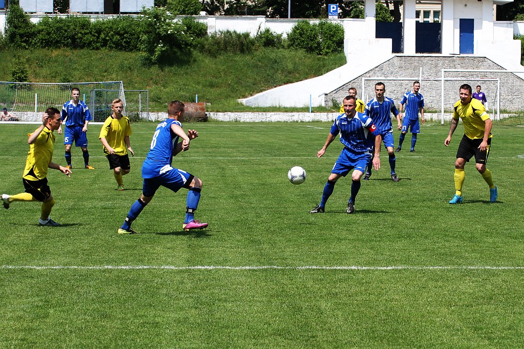 Konfeks wygrał z Odrą 4:0. Hat - trick Kamila Wójcika