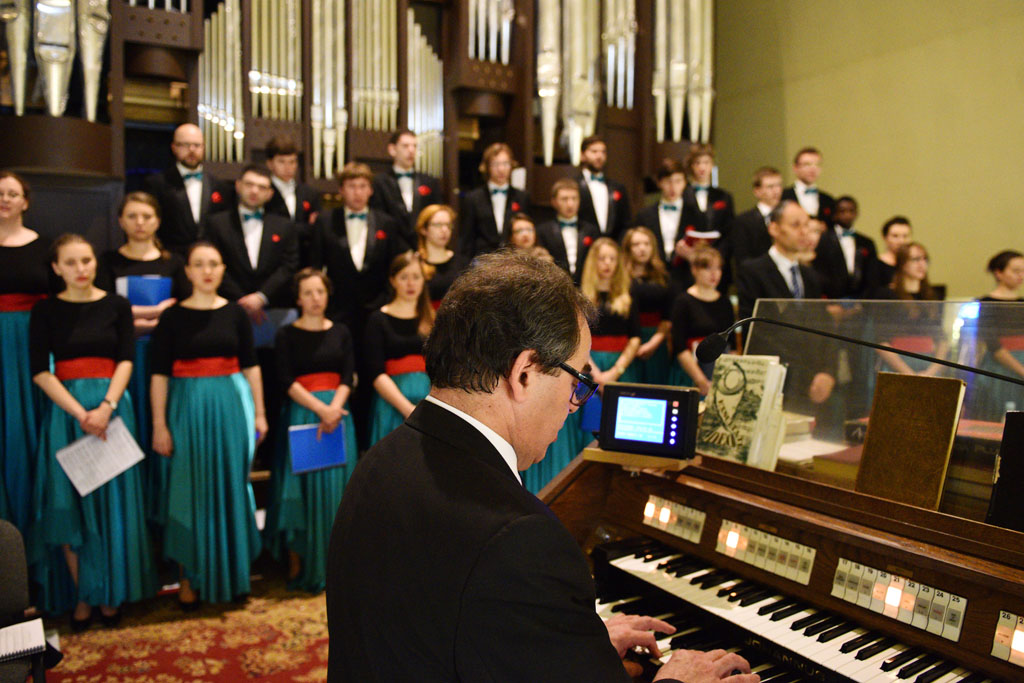 Cantatowe chóry tradycyjnie zaśpiewały w legnickich kościołach