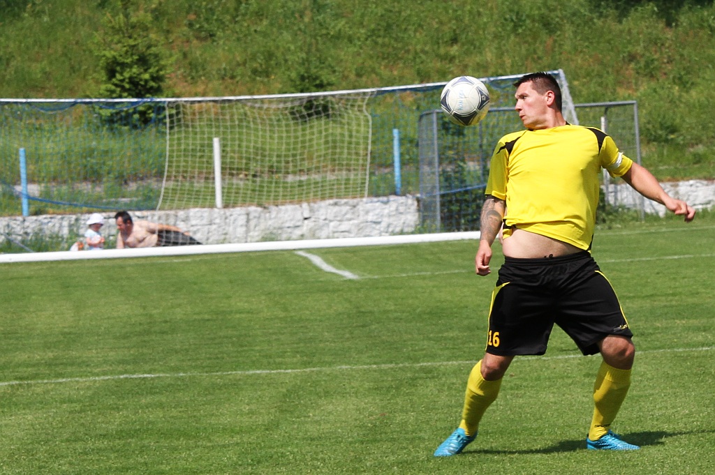 Konfeks wygrał z Odrą 4:0. Hat - trick Kamila Wójcika