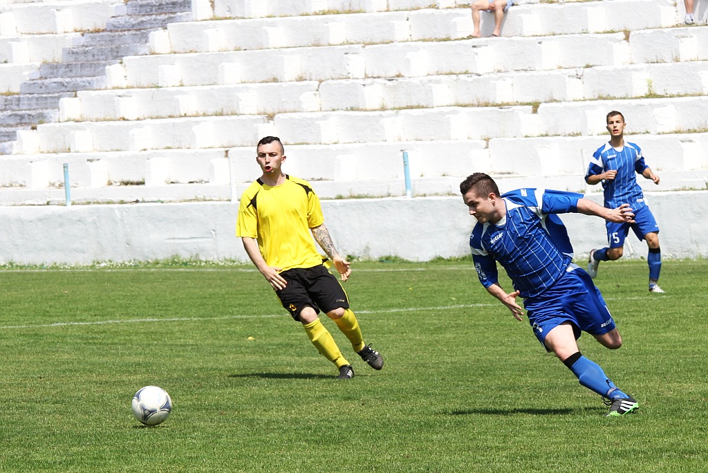 Konfeks wygrał z Odrą 4:0. Hat - trick Kamila Wójcika