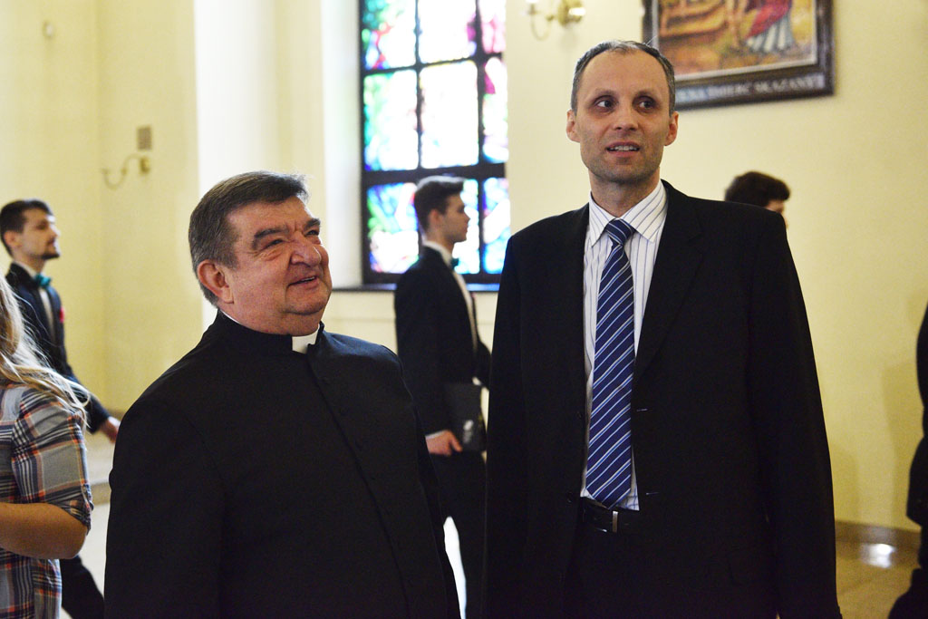 Cantatowe chóry tradycyjnie zaśpiewały w legnickich kościołach