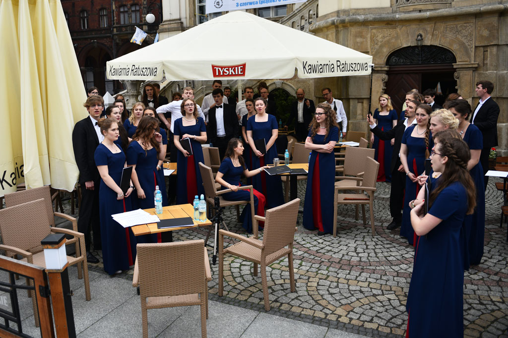 W centrum miasta i w parku śpiewali uczestnicy Legnicy Cantat 47