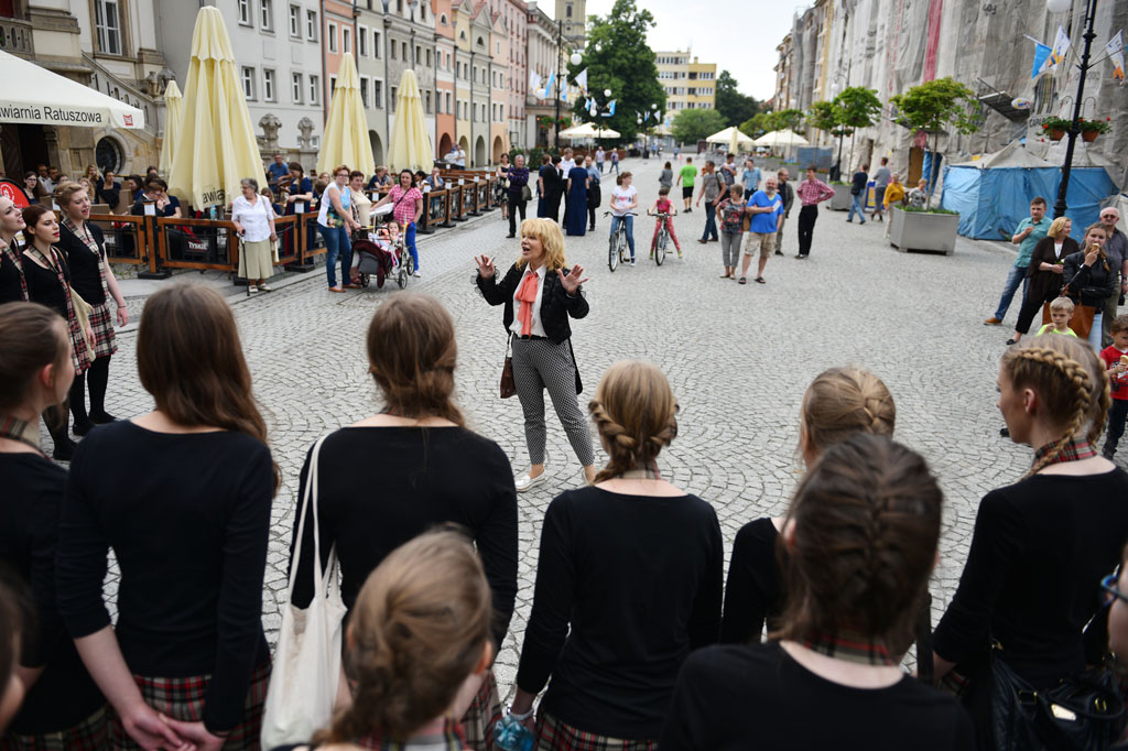 W centrum miasta i w parku śpiewali uczestnicy Legnicy Cantat 47