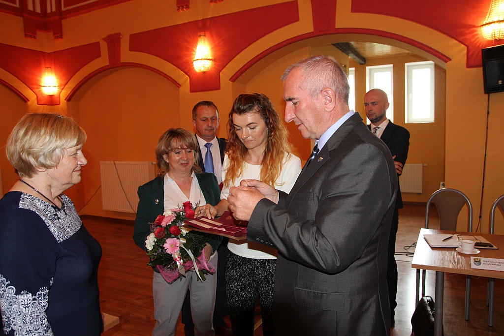 Mieczysława i Lucjan Ozgowie odznaczeni za długoletnie pożycie