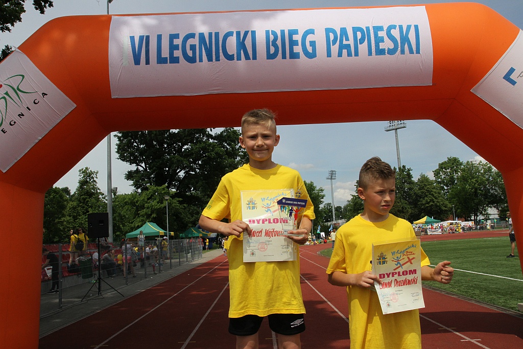 Ponad pięćset osób pobiegło w szóstym Biegu Papieskim