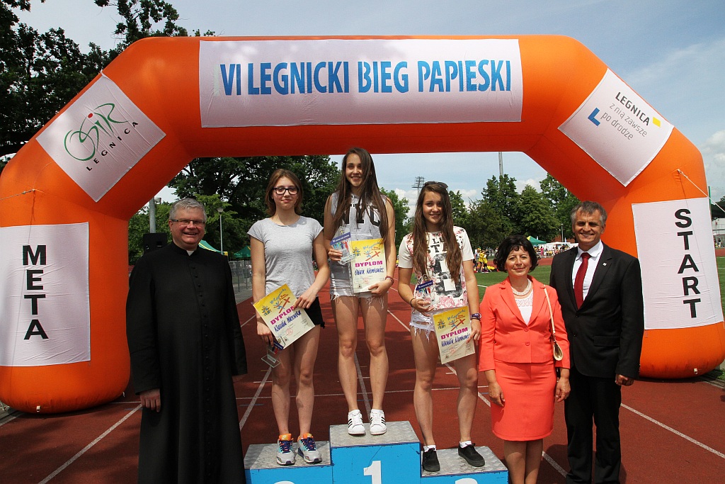 Ponad pięćset osób pobiegło w szóstym Biegu Papieskim