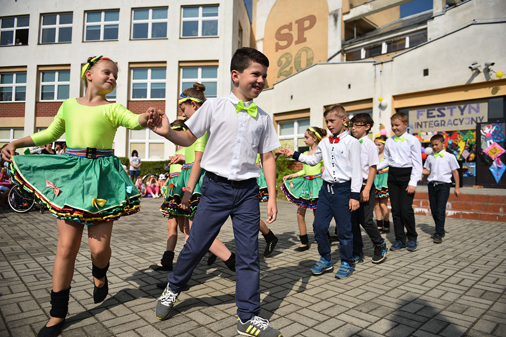 Festyn zakończył Szkolne Dni Integracji w ZSI na Piekarach
