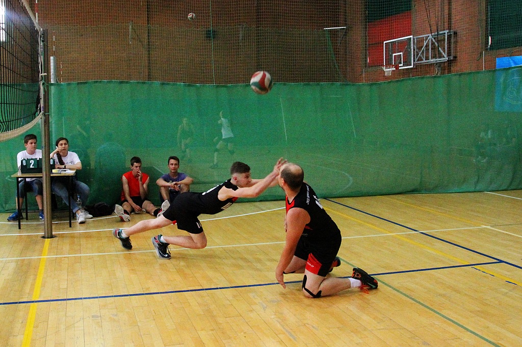 Na Wierzyńskiego rozegrano siatkarski turniej Gruszka Cup