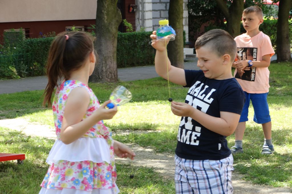 Najmłodsi legniczanie dobrze się bawili na festynie rodzinnym