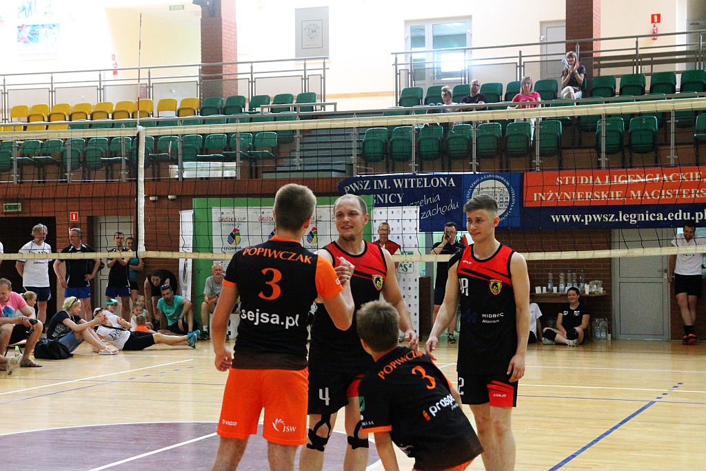 Na Wierzyńskiego rozegrano siatkarski turniej Gruszka Cup